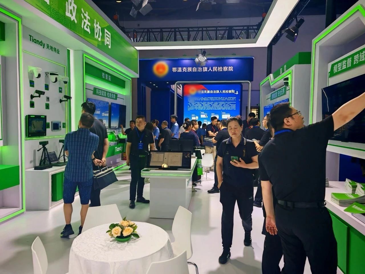 3-250P10Z315Z3 首页- 尊龙集团中国官方网站